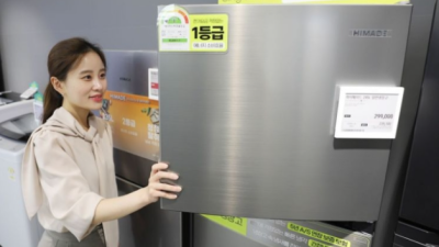 [아시아경제] 롯데하이마트 20만원대 냉장고, 2주 만에 초도물량 '완판'