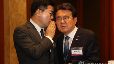 [연합뉴스] 巨野, '검찰개혁' 속도전 태세…표적수사 금지·검찰청 폐지(종합)